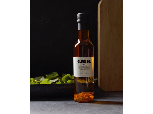 Olivenöl mit Knoblauch