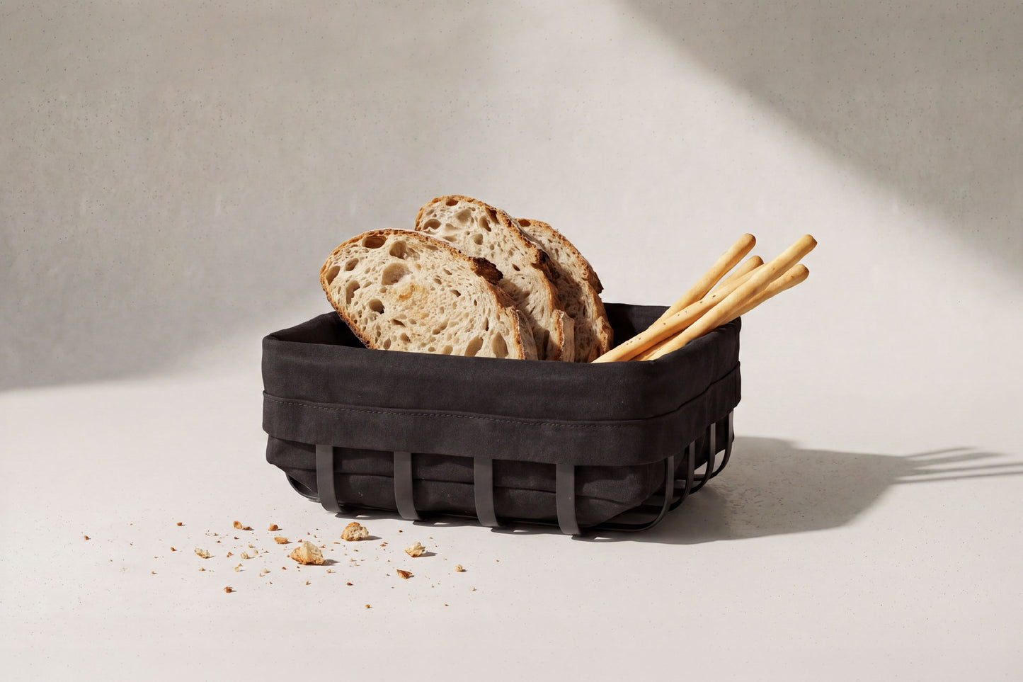 Brotkorb mit Stoffbeutel - schwarz